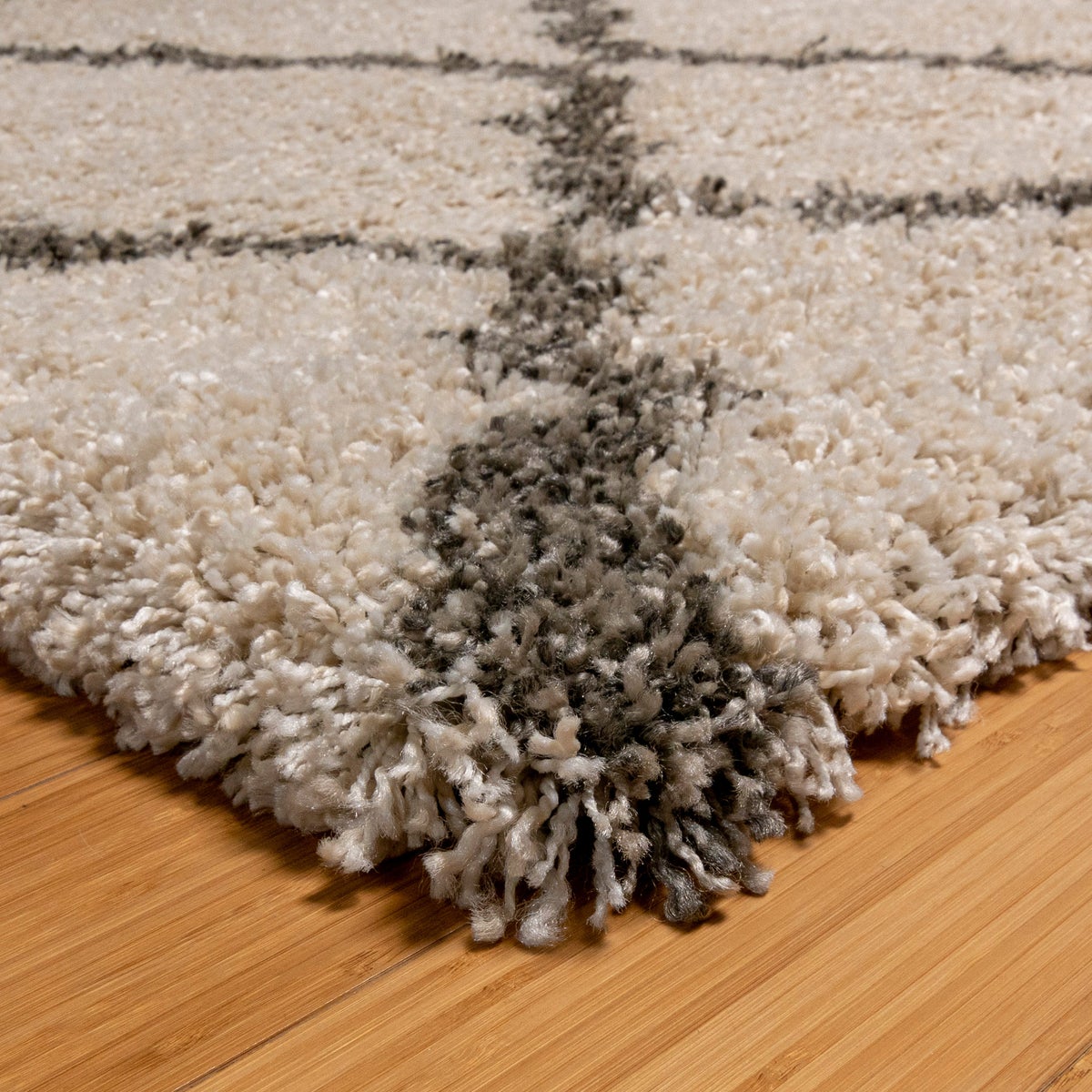 Thomasville Marketplace Luxury Shag Rug Collection, Trellis, 6'6" x 9'6"