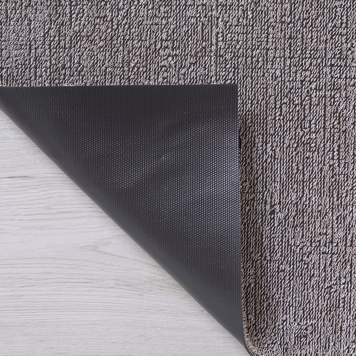 Chilewich Indoor/Outdoor Shag Mat Runner, 2’ x 6’