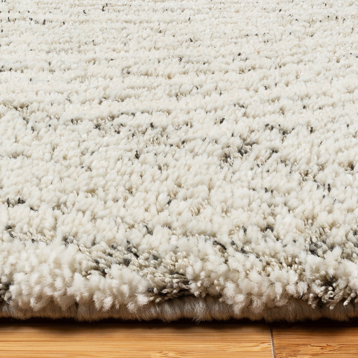 Foxwood Cozy Area Rug Collection, Conner Cream, Rug Size: 5 ft. 3 in. x 7 ft.