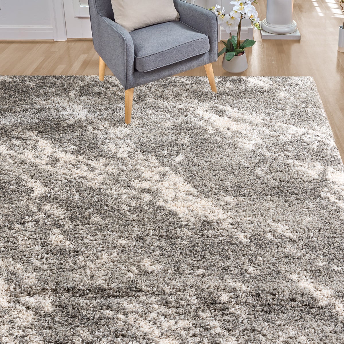 Thomasville Marketplace Luxury Shag Rug Collection, Adria, 7'10" x 10'