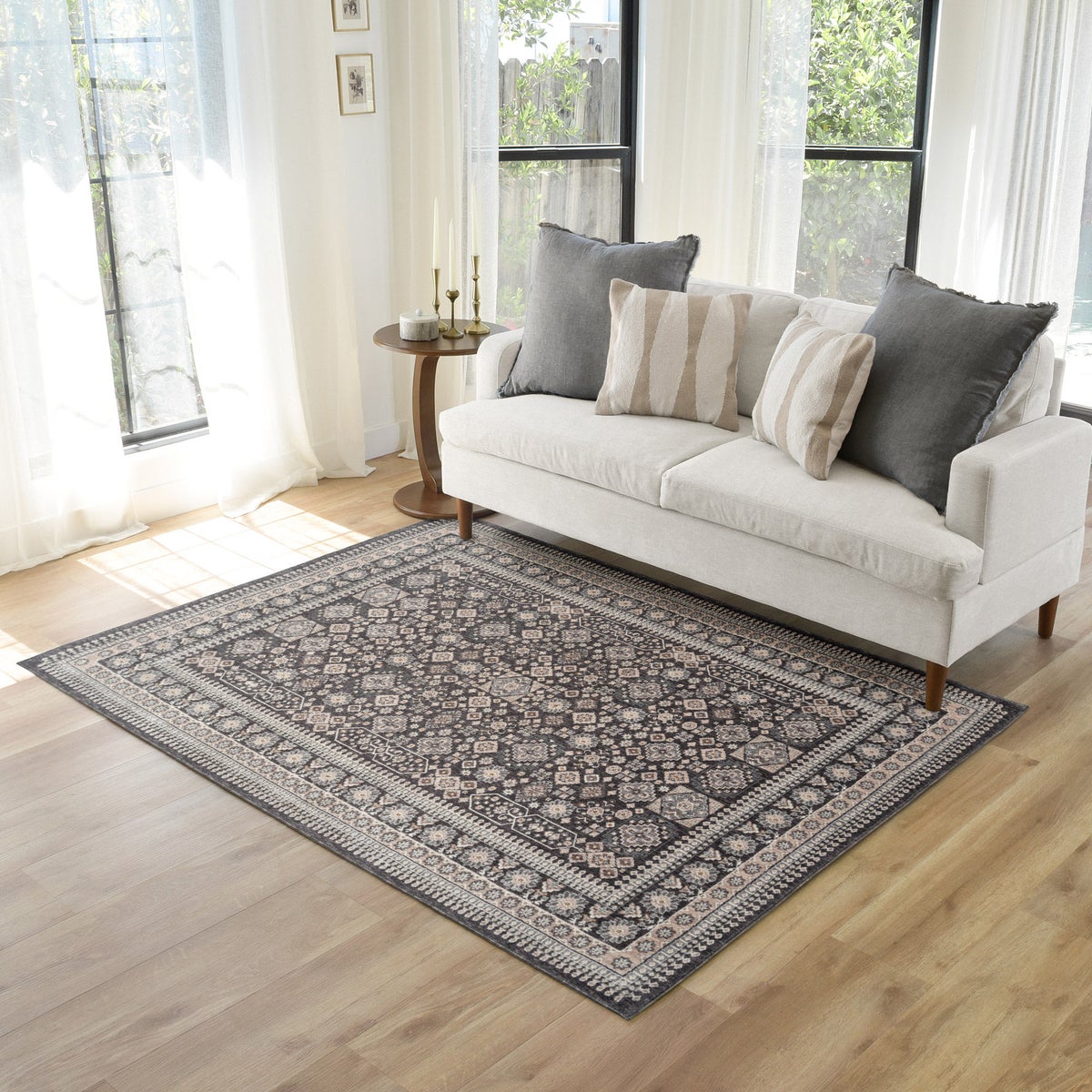 Thomasville Finlay Area Rug Collection, Doria 5' x 7'