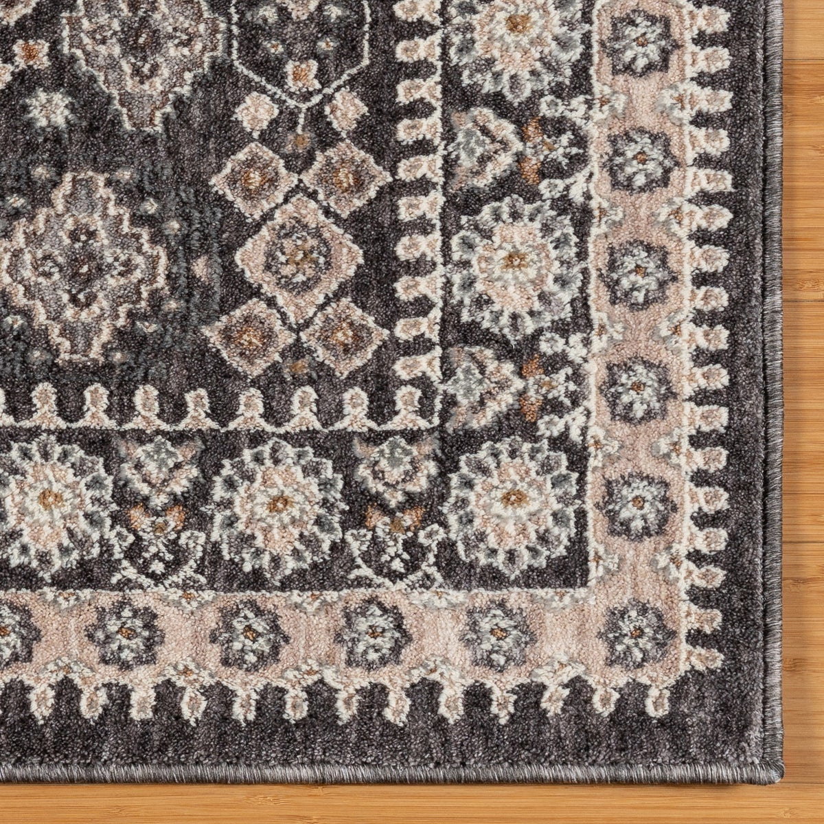 Thomasville Finlay Area Rug Collection, Doria 5' x 7'