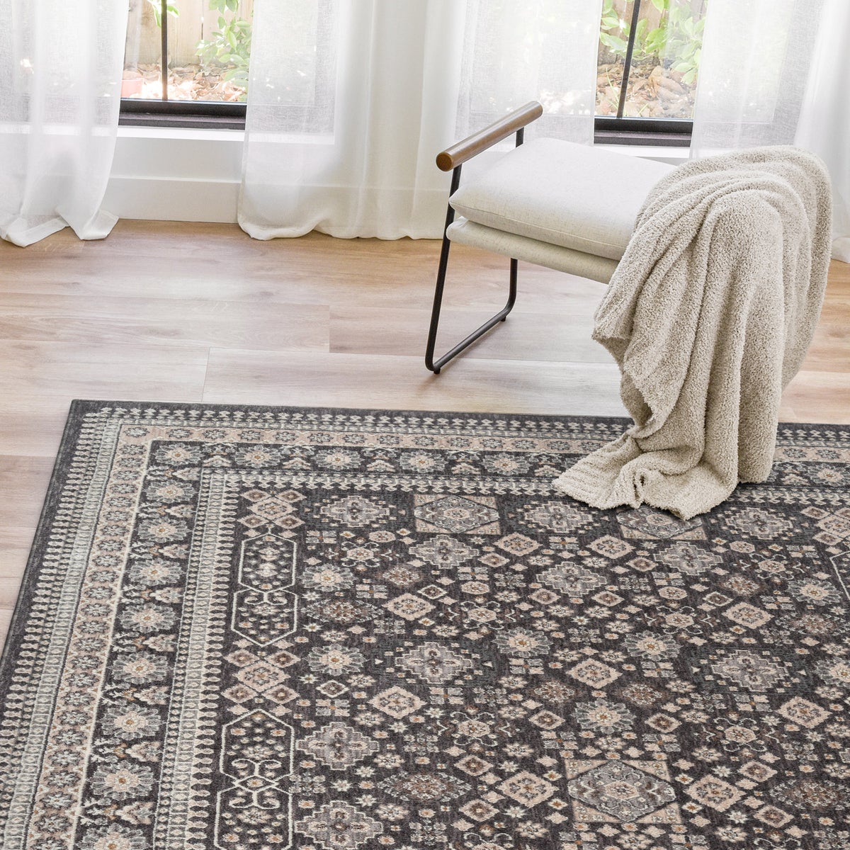 Thomasville Finlay Area Rug Collection, Doria, Rug Size: 6 ft. 6 in. x 9 ft.