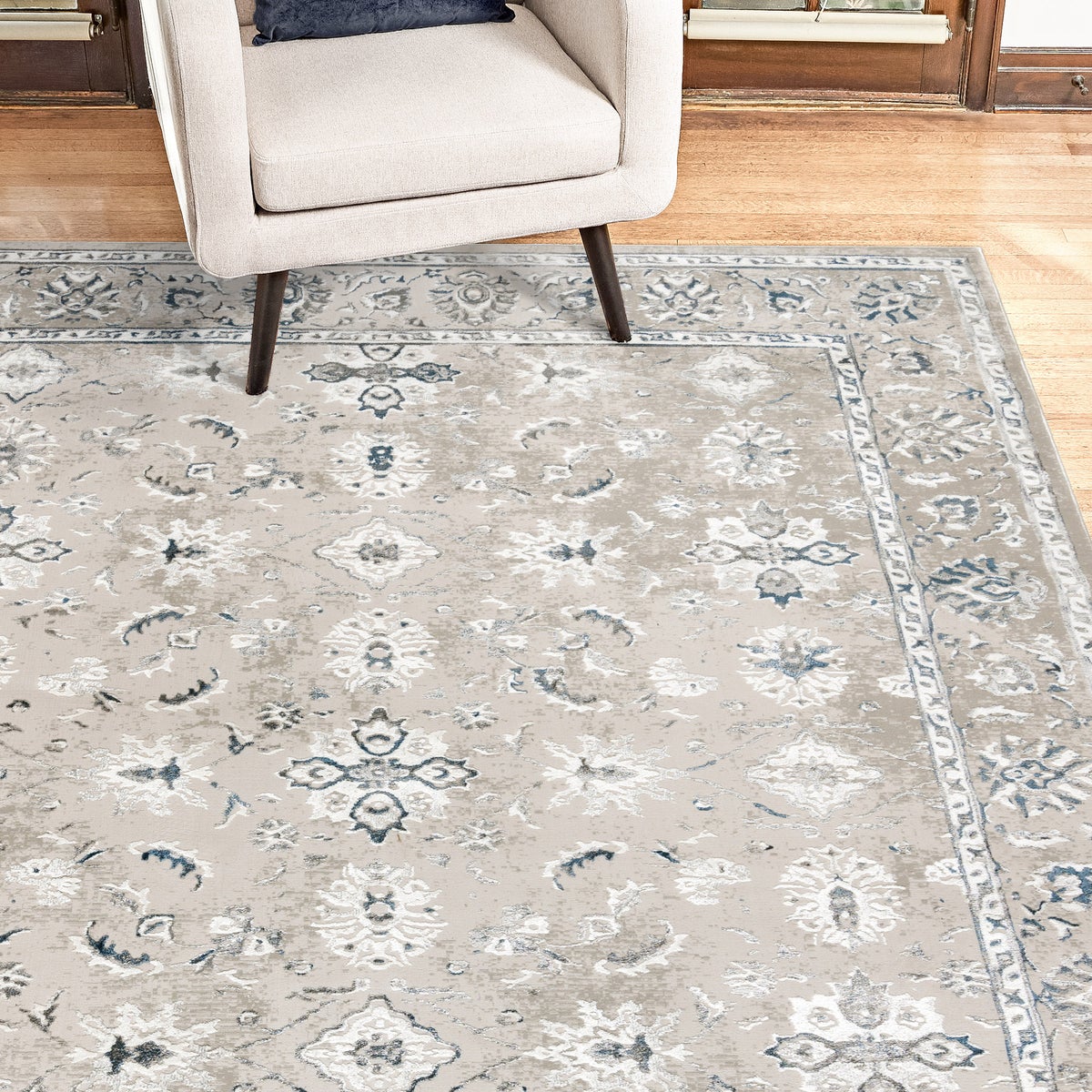 Hampton Court Area Rug Collection, Ladree Gray, Rug Size: 6 ft. 6 in. x 9 ft.