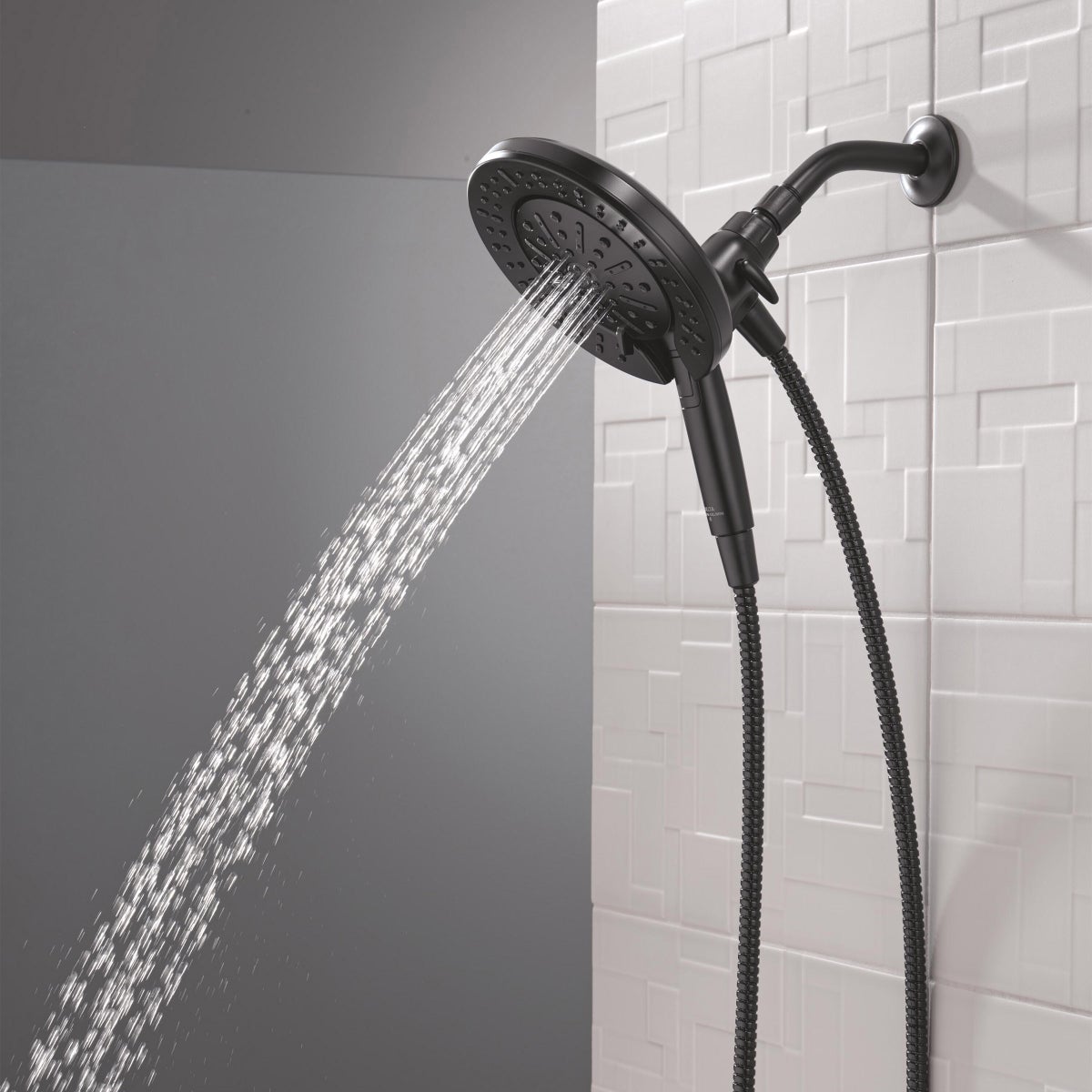 NEW - Delta 6-setting In2ition Hand Shower With ProClean In Matte Black
