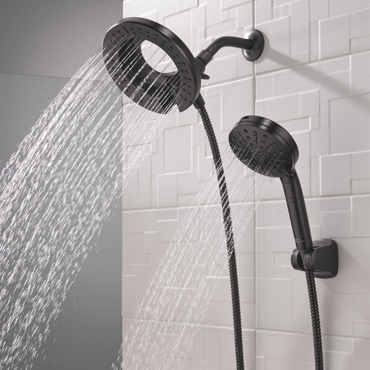 Delta 6-Black setting In2ition Hand Shower With ProClean