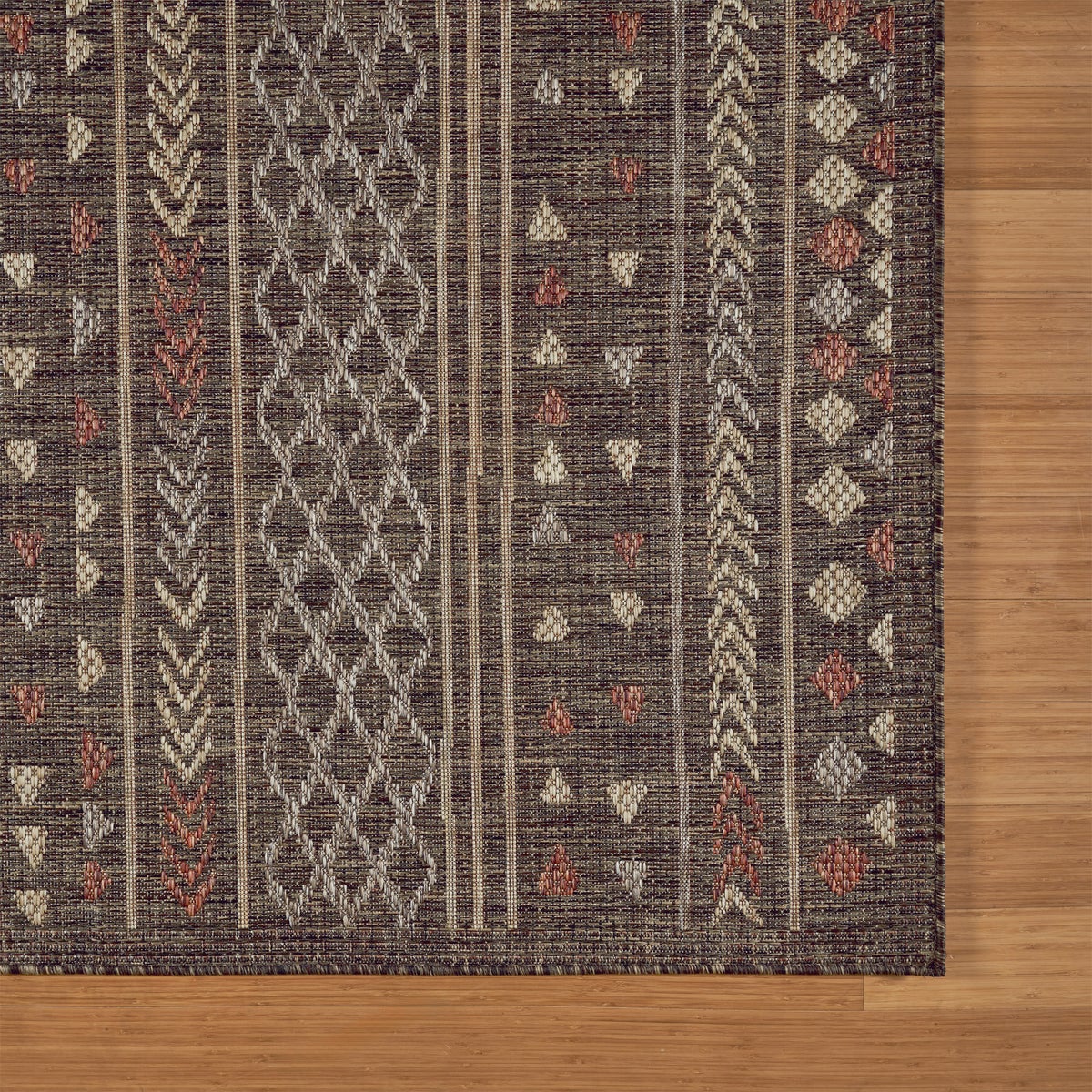 Airen Indoor/Outdoor Rug Collection, Lenore, Rug Size: 5 ft. 3 in. by 7 ft.