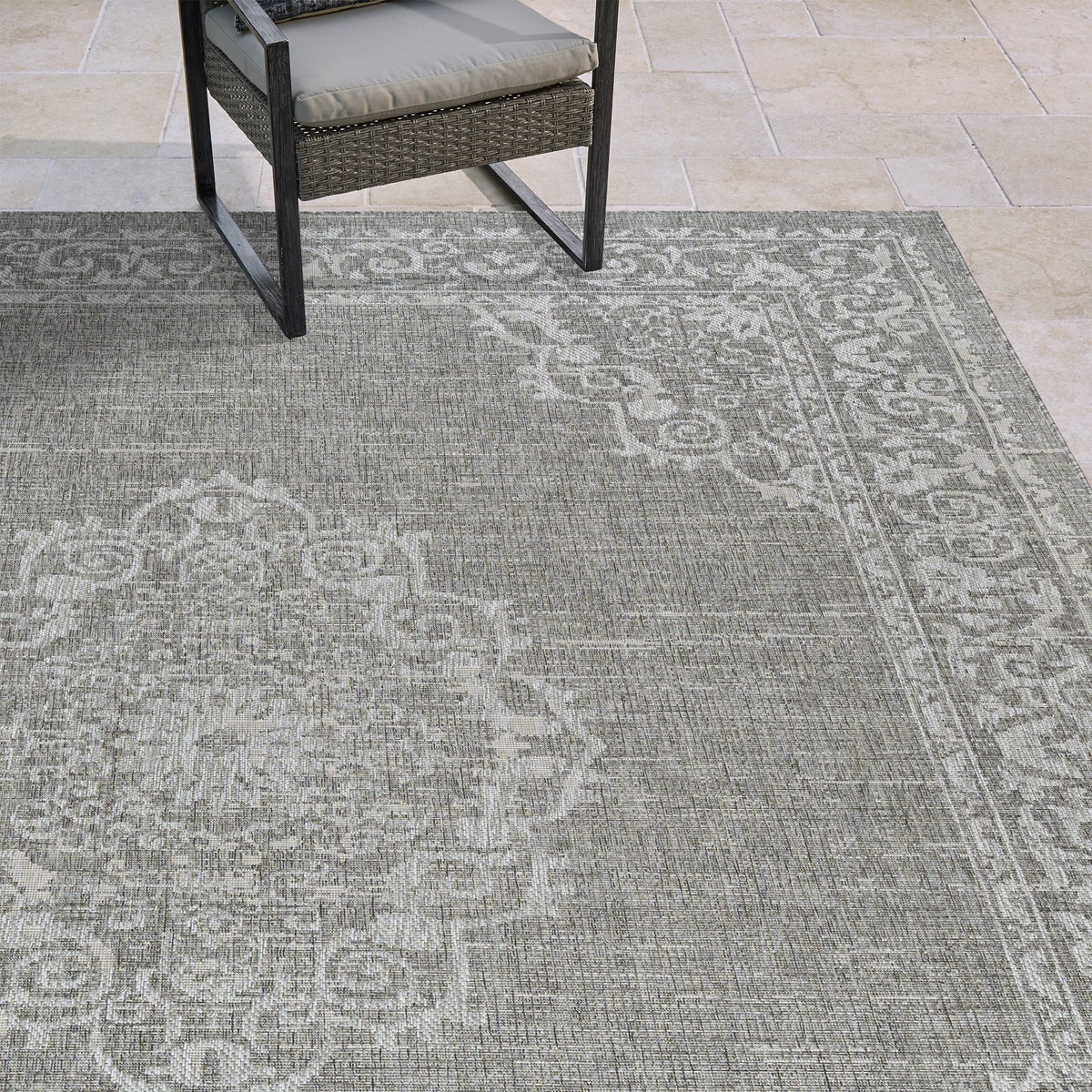 NEW - Airen Indoor/Outdoor Rug Collection, Arlan 7' 10" x 10'