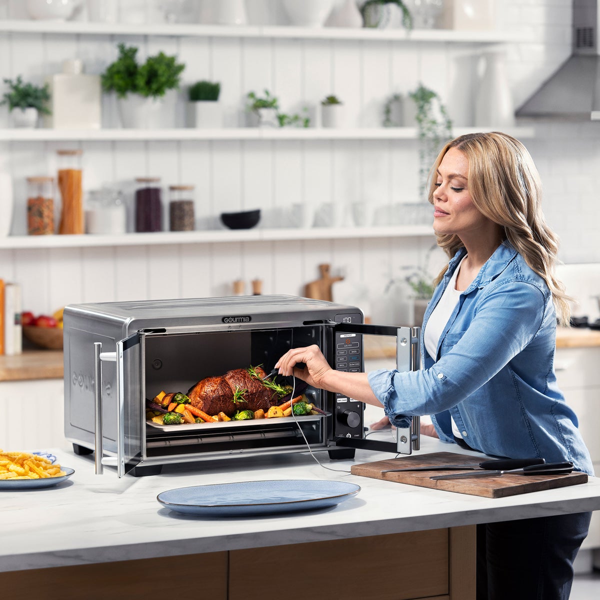 NEW - Gourmia XL 45 Quart Digital Countertop Oven with Air Fry and Temperature Probe