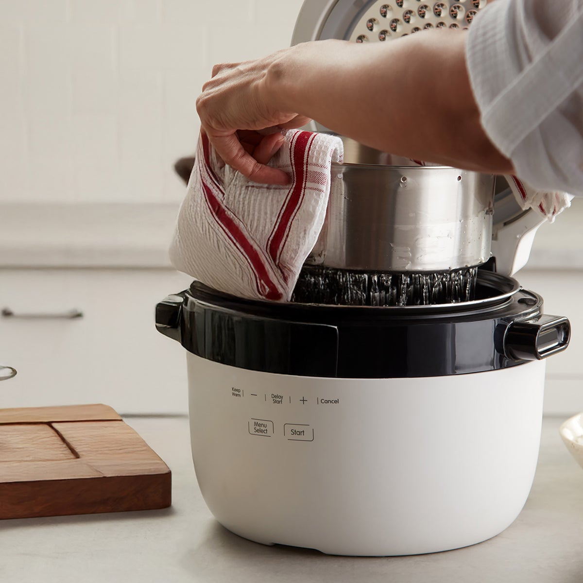 NEW - Instant Pot 12 Cup Rice and Grain Cooker with Carb Reducing Technology