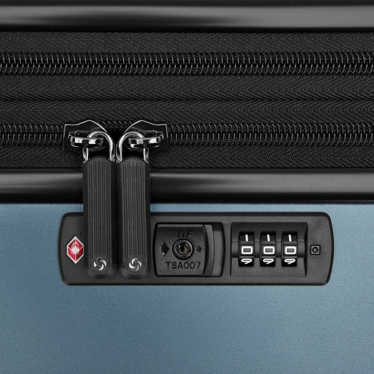 NEW - Samsonite Precision DLX 2-piece Hardside Expandable Spinner Luggage Set