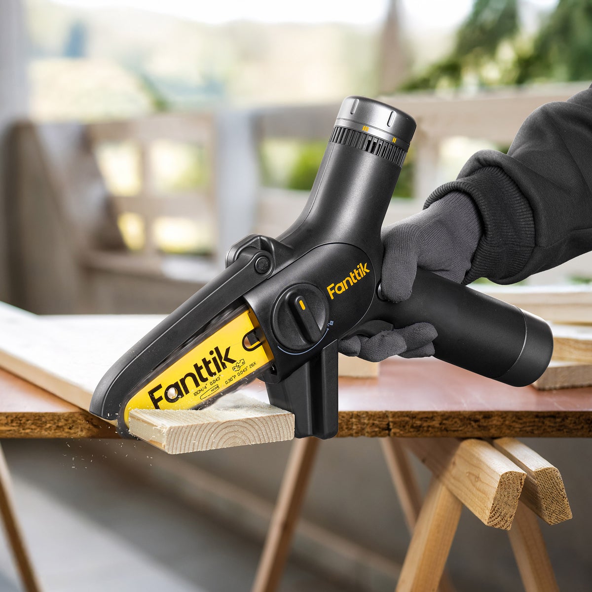 Fanttik W10 APEX Mini Chainsaw