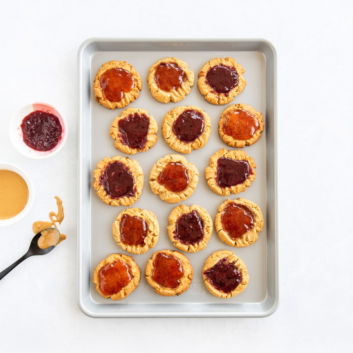 Nordic Ware 3-piece Brilliant Non-Stick Baking Sheet Set