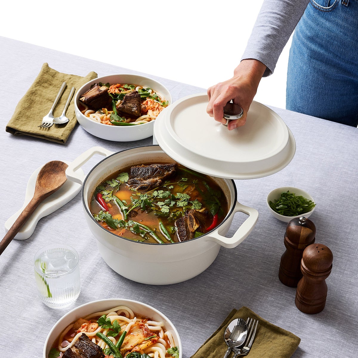 NEW - All-Clad 6-in-1 Digital Slow Cooker with Cast Iron Pot, 5 Quart