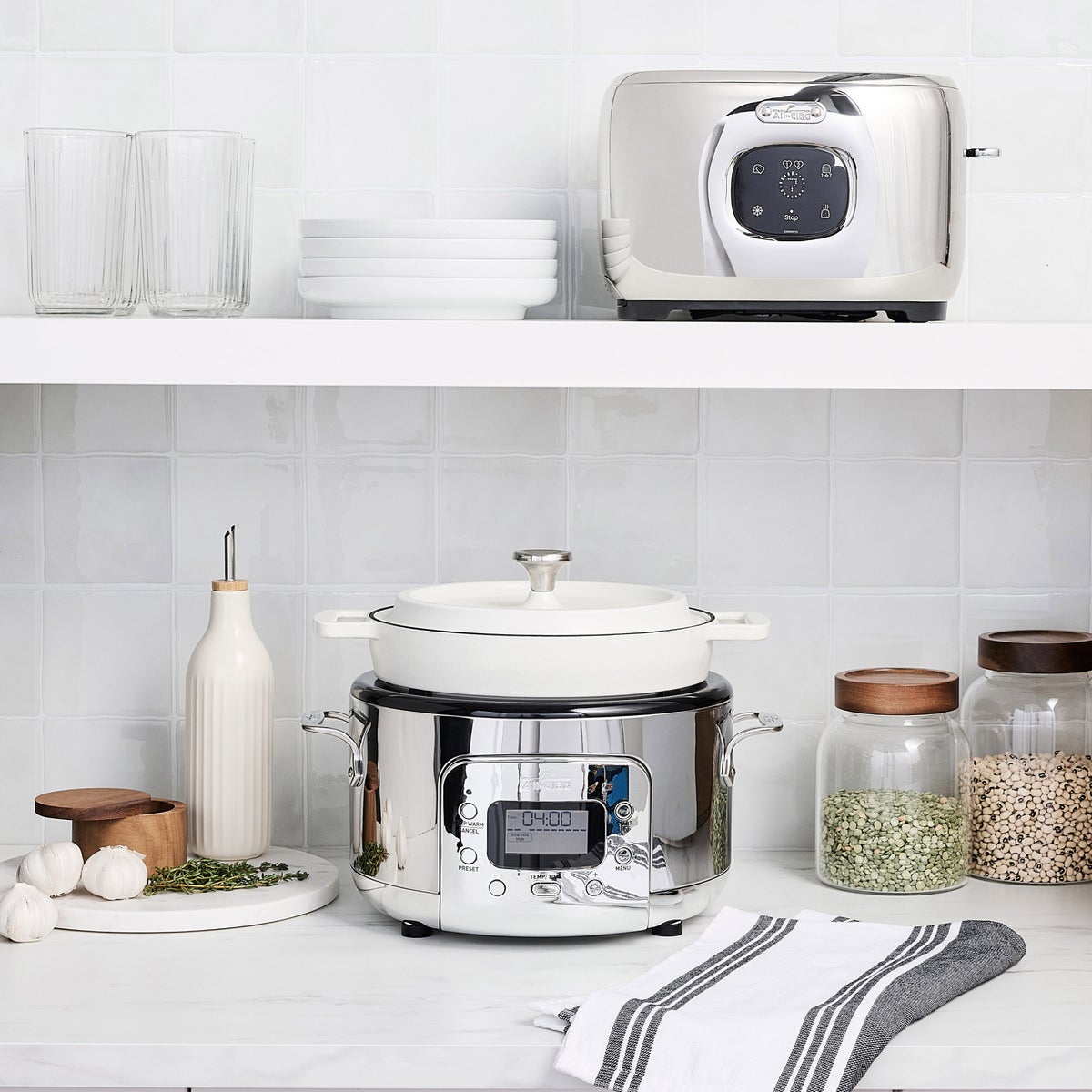 NEW - All-Clad 6-in-1 Digital Slow Cooker with Cast Iron Pot, 5 Quart