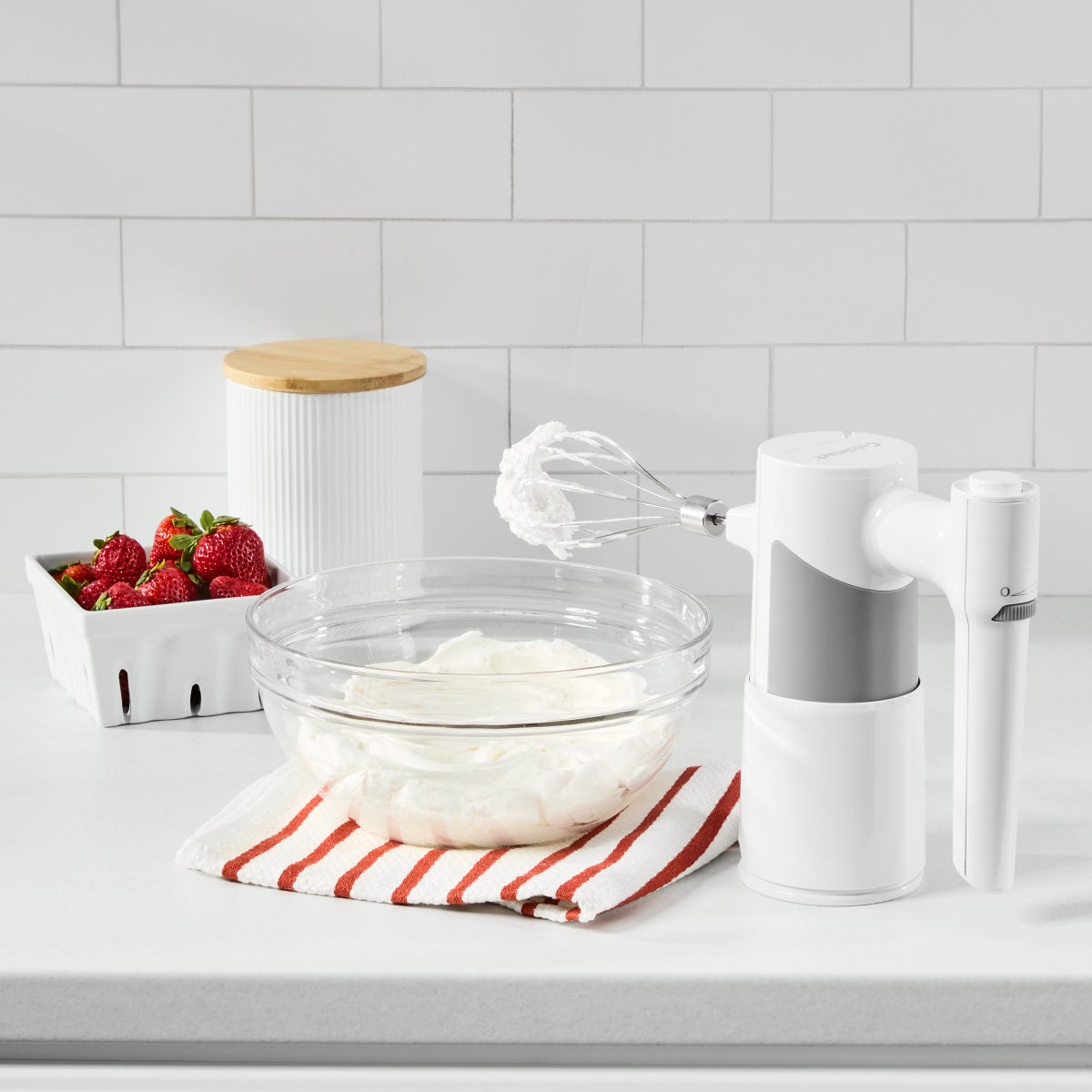 Cuisinart 5 Speed Hand Mixer with Whisk and Storage Case