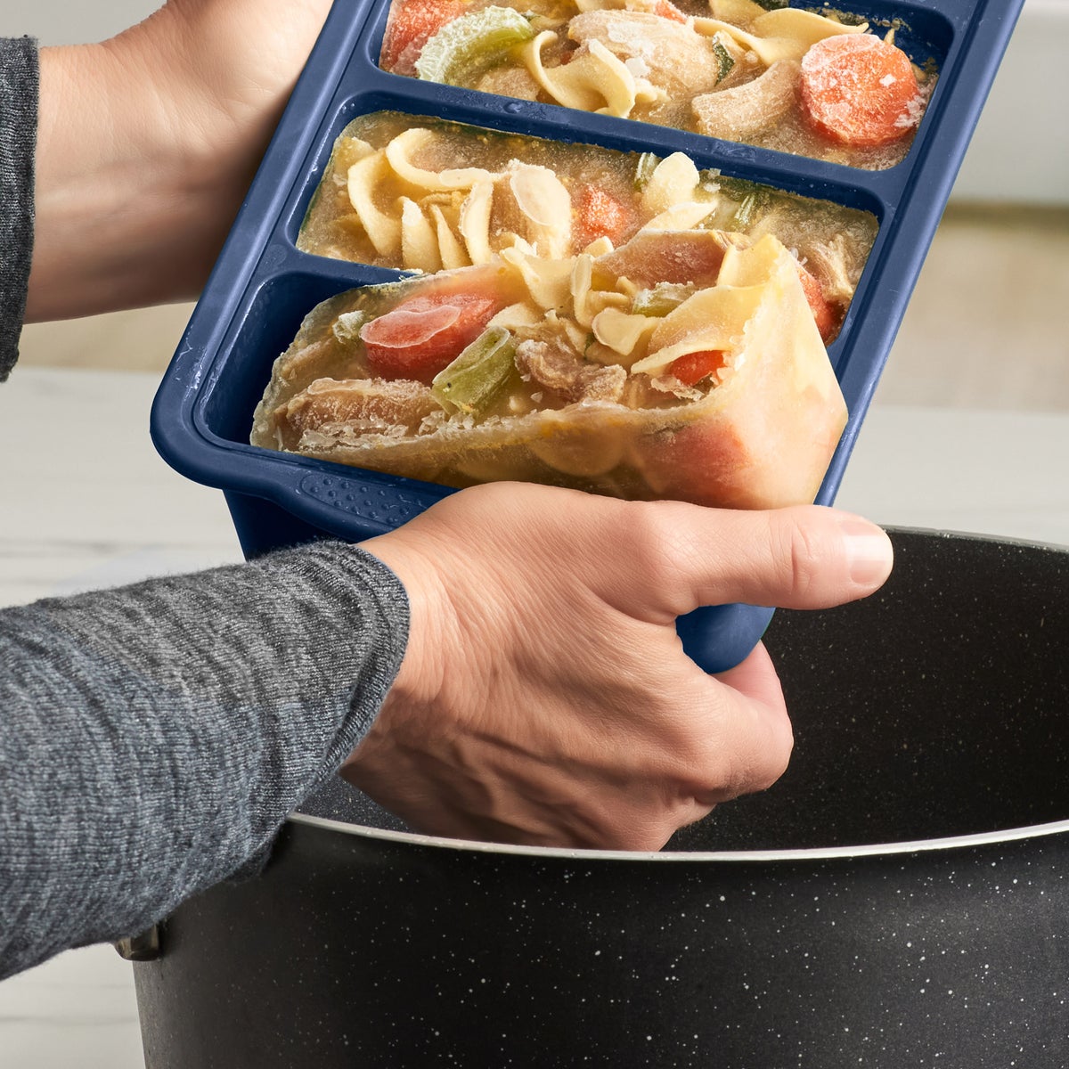 MIU Silicone Freezer Trays with Lids, 5-pack