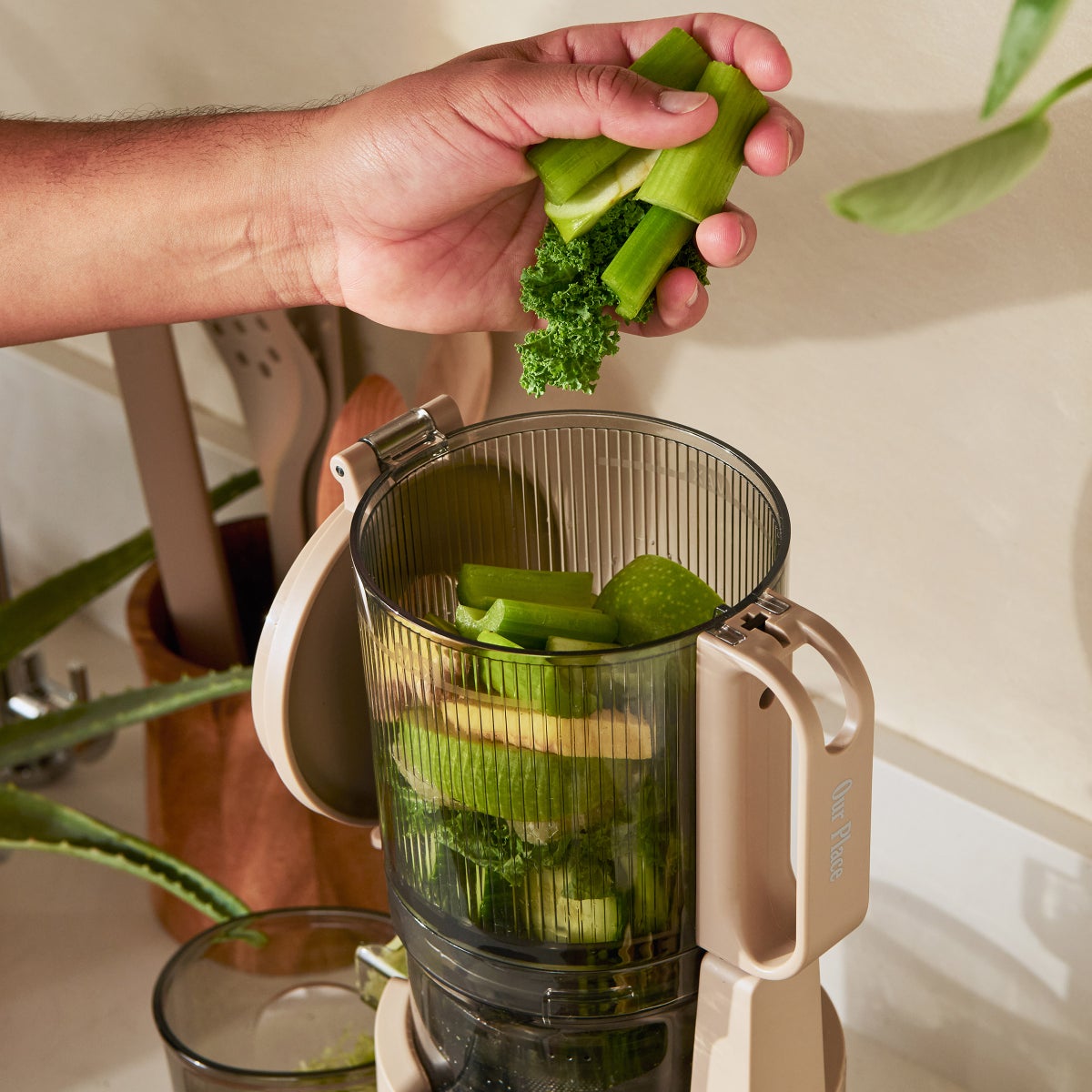 NEW - Our Place Cold Press Batch Juicer