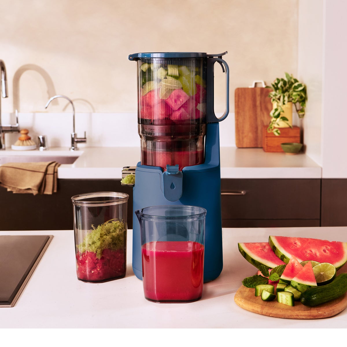 NEW - Our Place Cold Press Batch Juicer