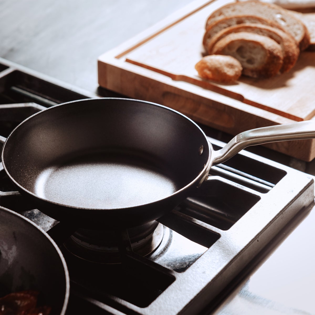 Made In 2-piece Seasoned Carbon Steel Frying Pan Set with Carbon Steel Care Kit