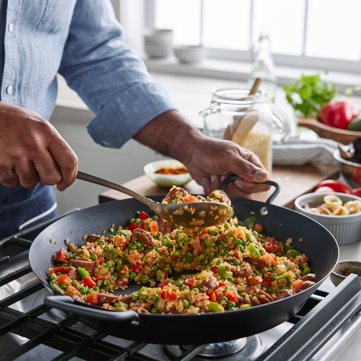 NEW - GreenPan 15” Pre-seasoned Carbon Steel Paella Pan