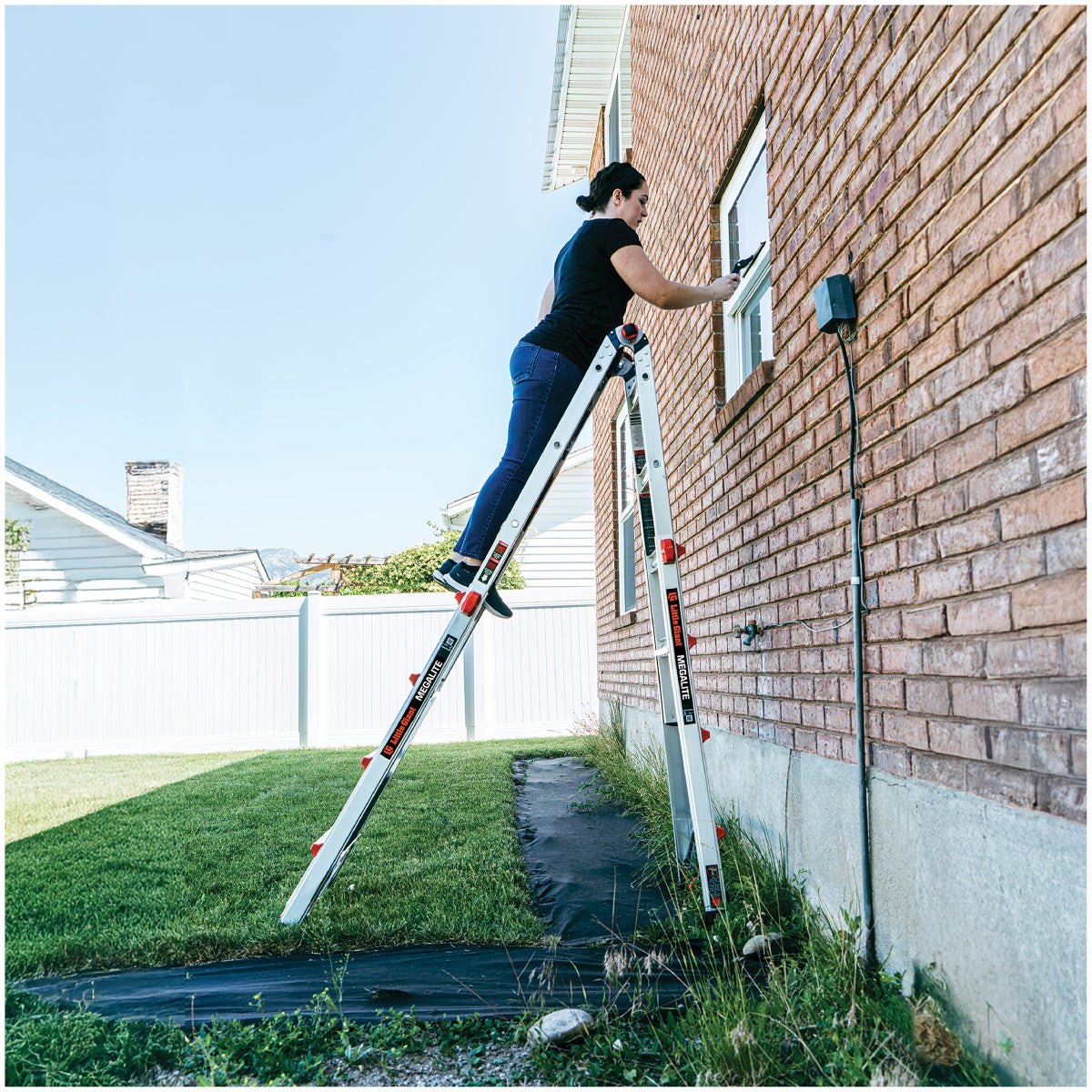 Little Giant Ladders Megalite M18 Telescoping Multi-position Ladder with Ladder Rack