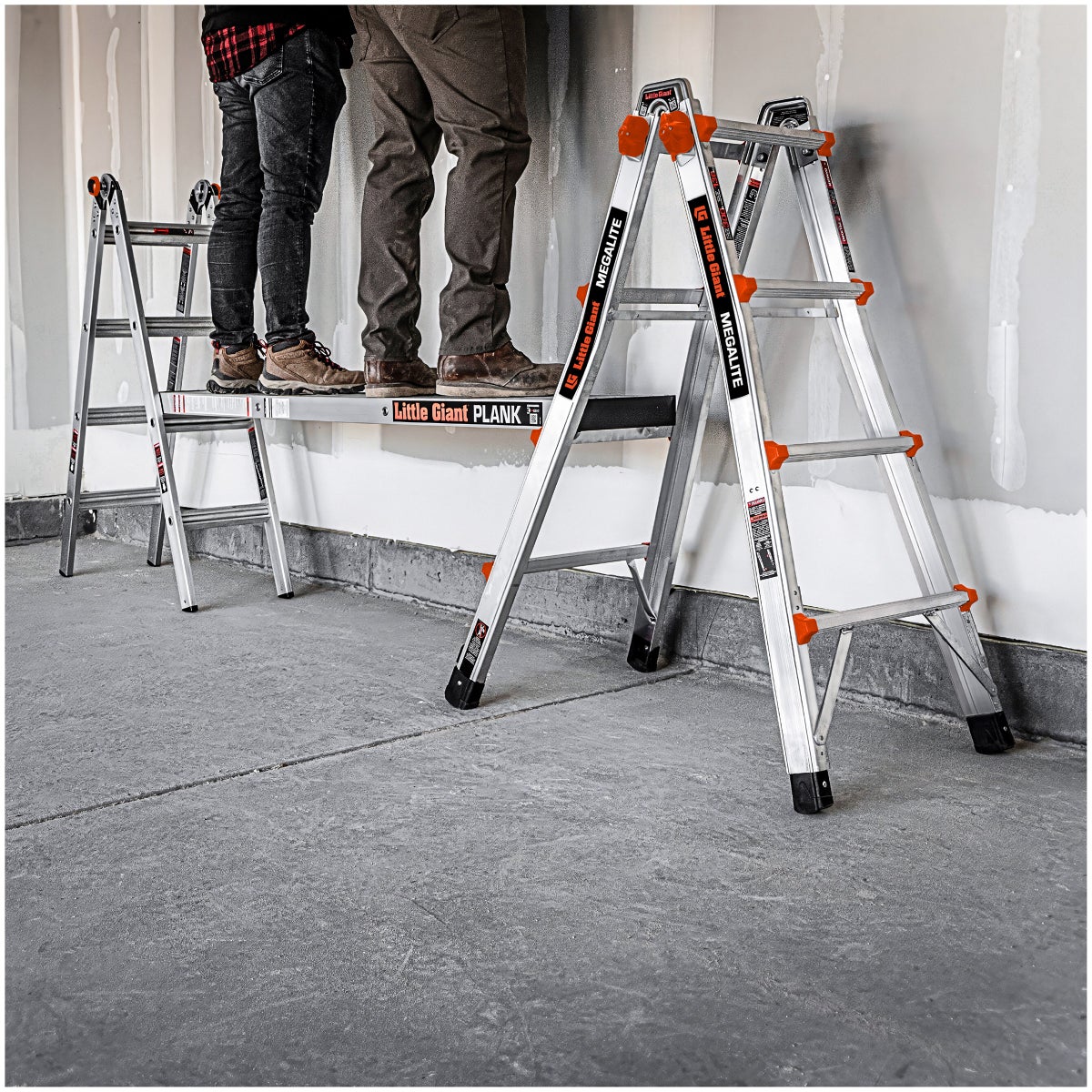 Little Giant Ladders Megalite M18 Telescoping Multi-position Ladder with Ladder Rack