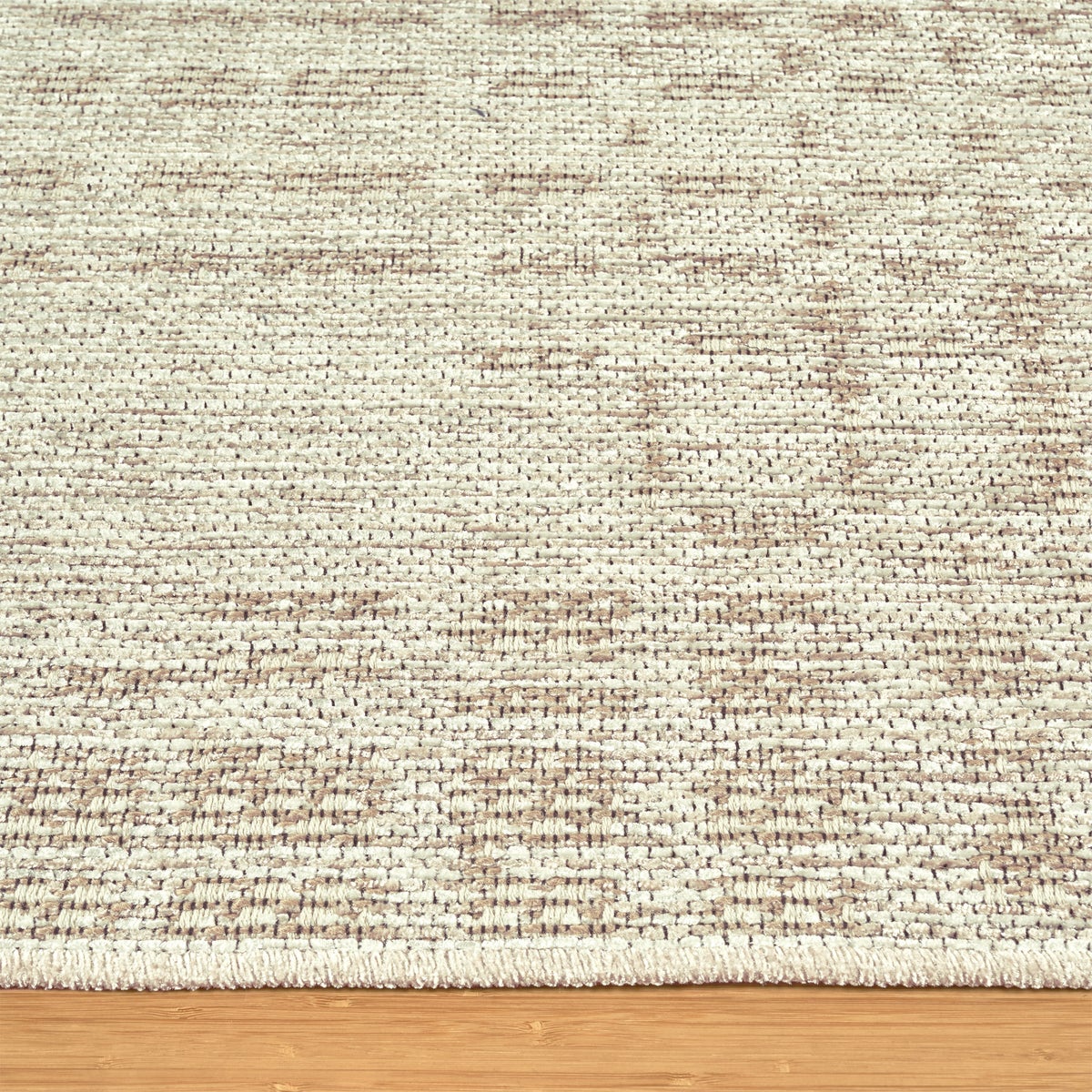 Avante Area Rug, Caseus Ivory, 5’ x 7’