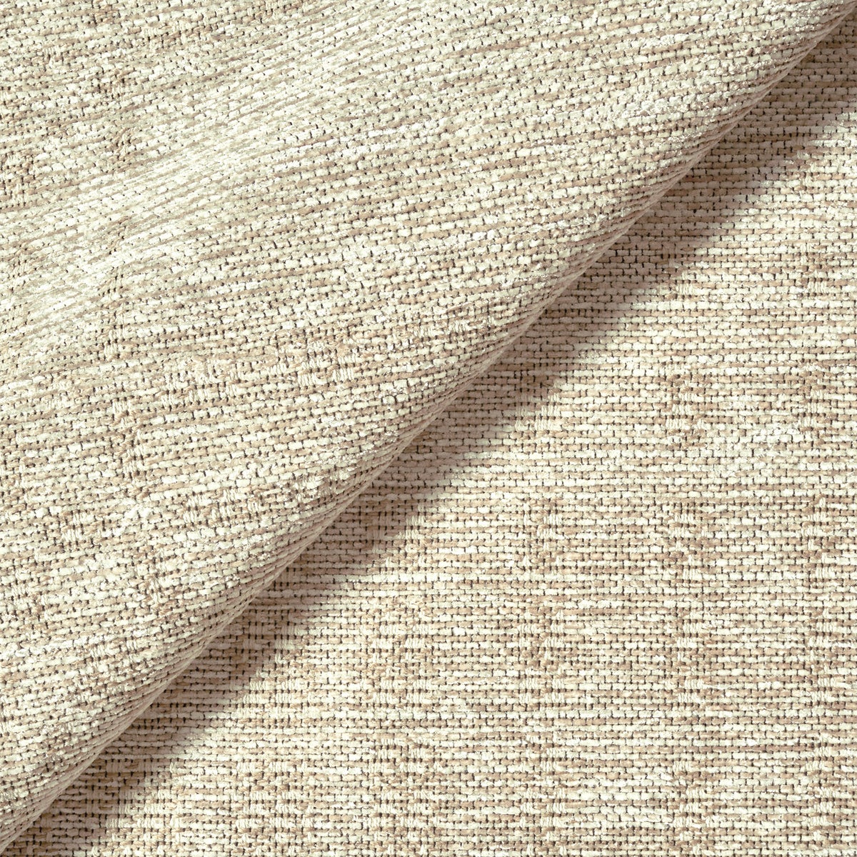 Avante Area Rug, Caseus Ivory, 5’ x 7’