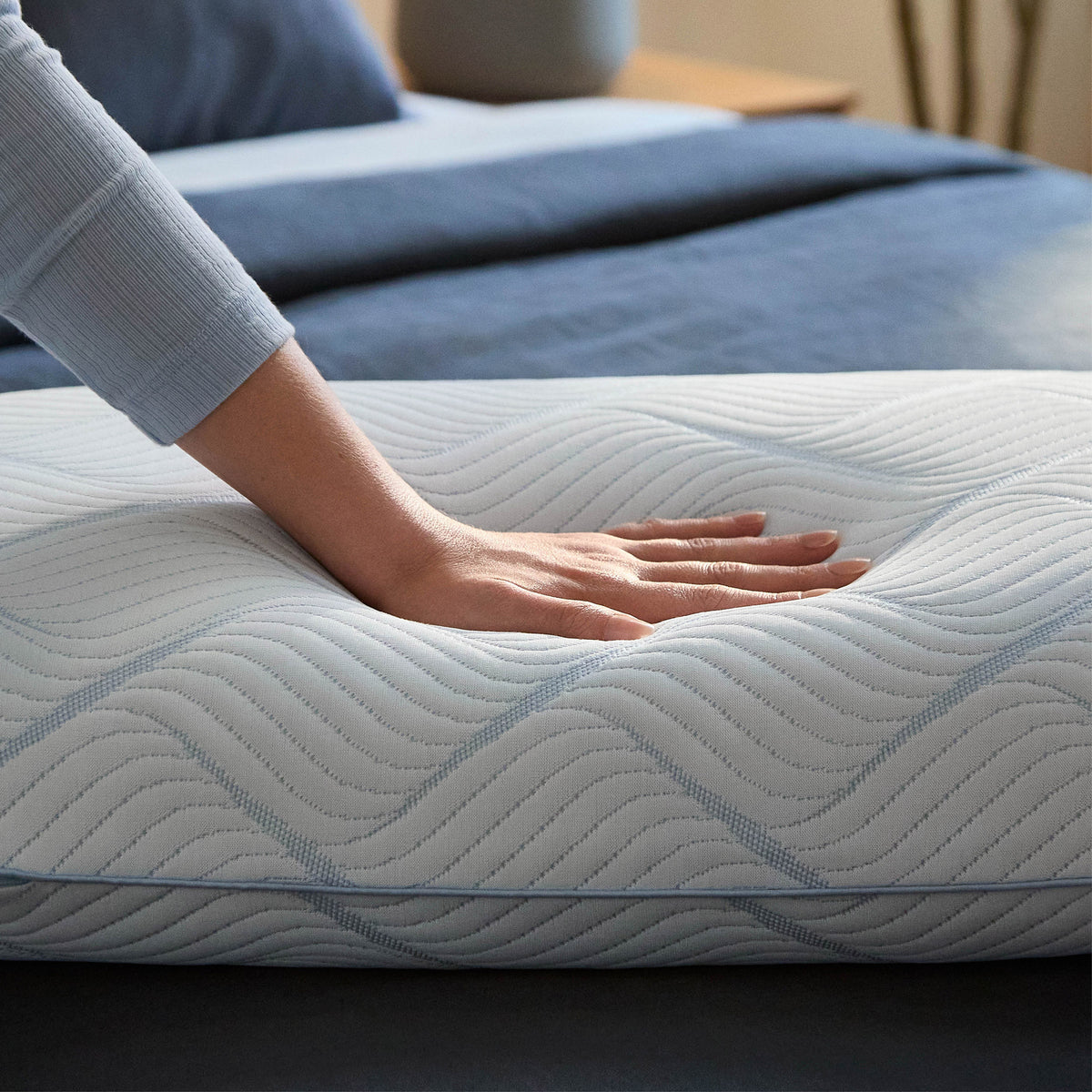 Serenity by Tempur-Pedic Frost Cooling Memory Foam Pillow