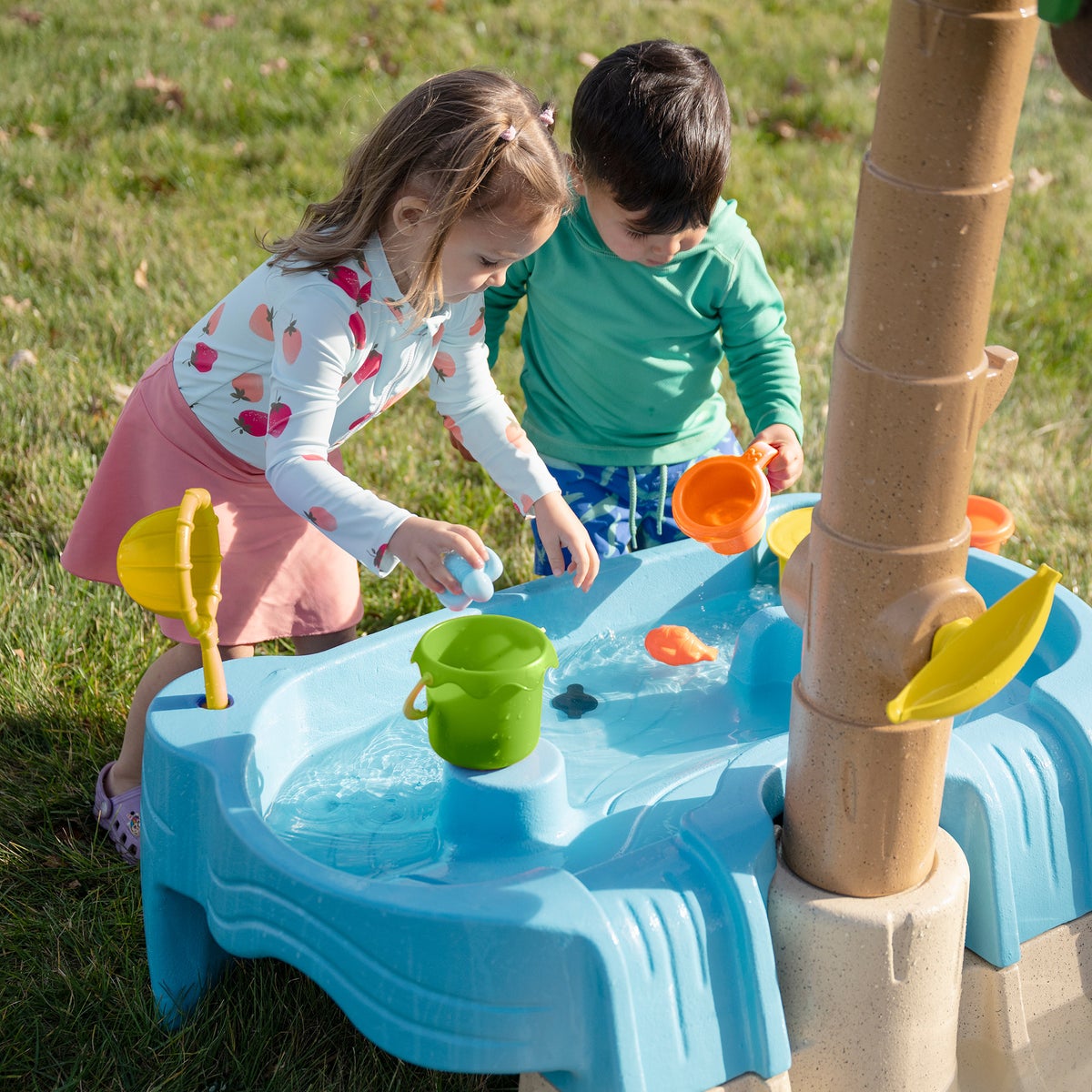 NEW - Step2 Tropical Splash Water Park