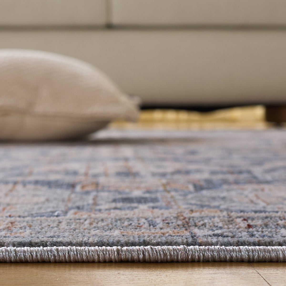 Safavieh Sutton Area Rug, Navy Brown, 8' x 10'