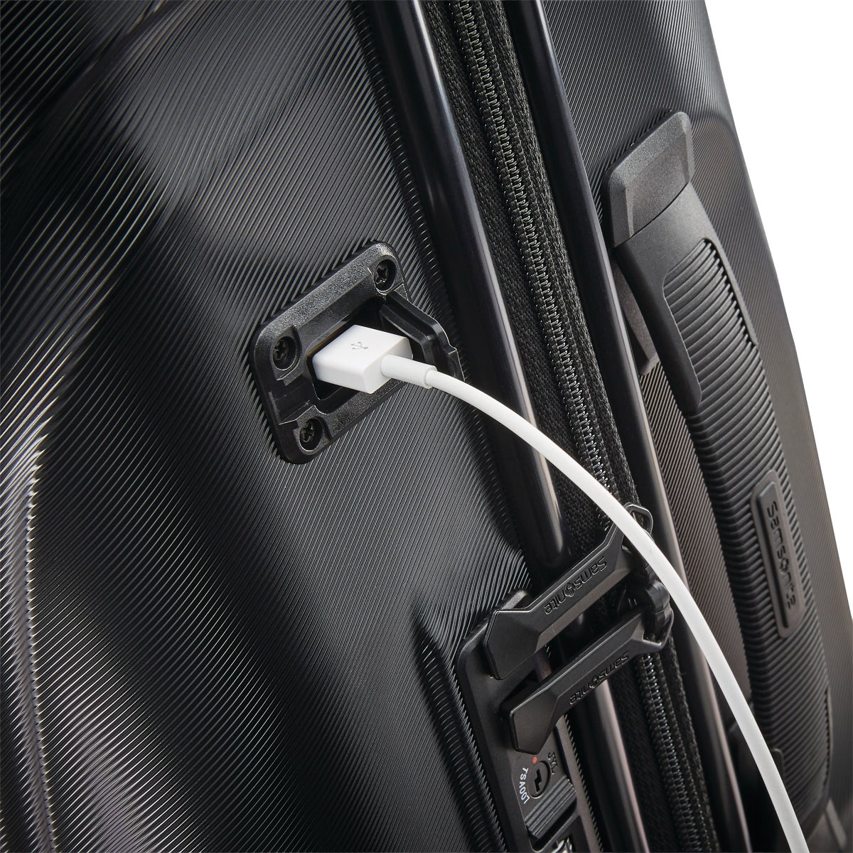 Samsonite Xcalibur XLT Spinner Carry-on