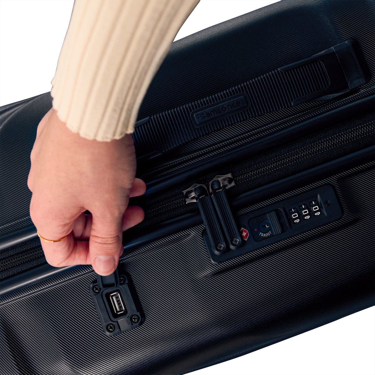 Samsonite Xcalibur XLT Spinner Carry-on