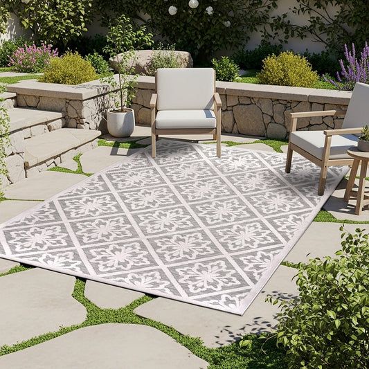 Laguna Indoor/Outdoor Area Rug, Bennet Gray Ivory, 5'3" x 7'