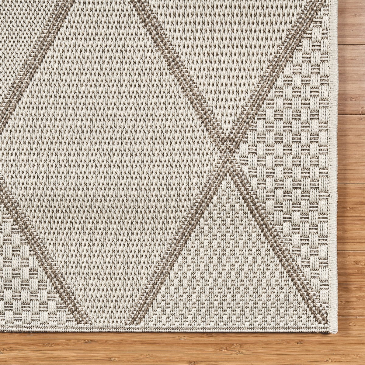 Laguna Indoor/Outdoor Area Rug, Morris Angora Rope, 6'6” x 9'6”