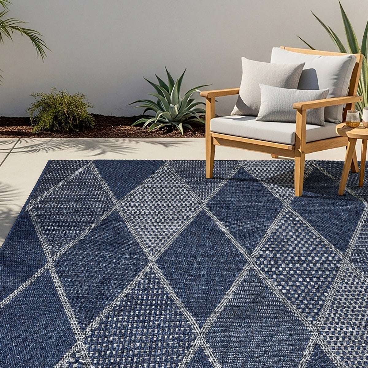 Laguna Indoor/Outdoor Area Rug, Morris Navy Gray, 7'10” x 10'