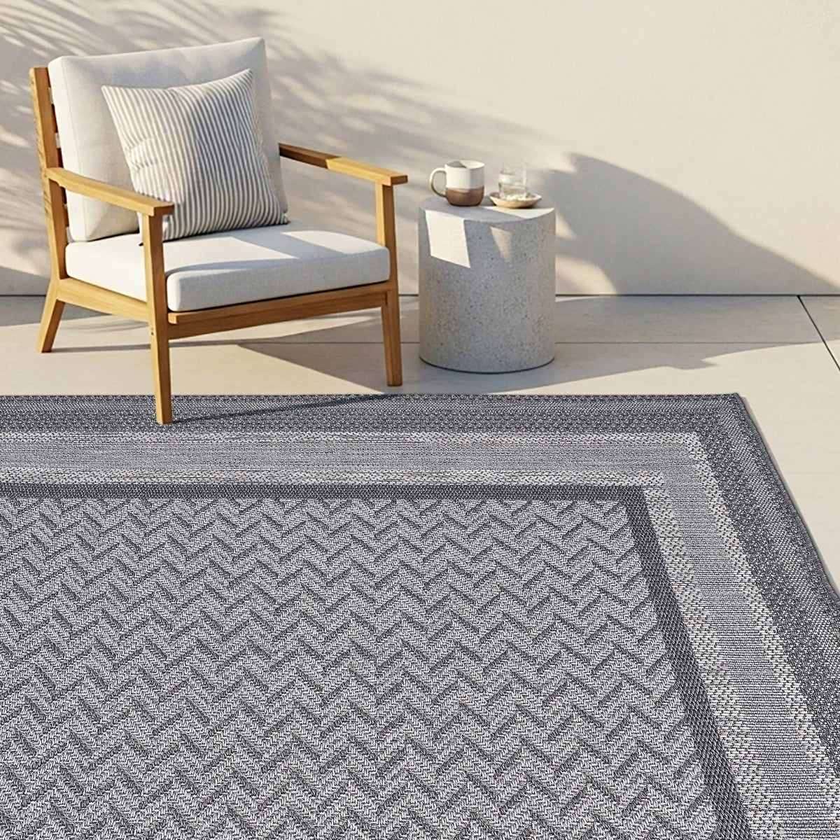 Laguna Indoor/Outdoor Area Rug, Daria Silver Iron, 7'10” x 10'