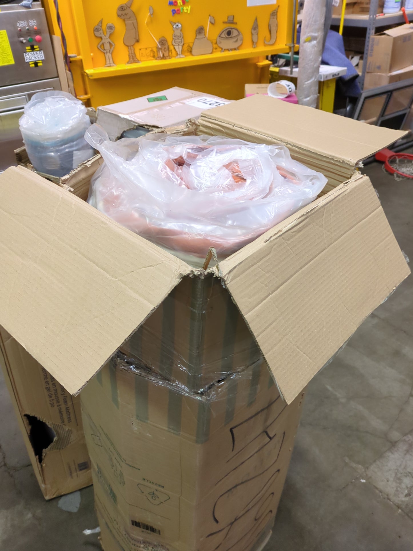 Mellow 12 Inch Lagom Hybrid Mattress Queen - Bamboo Charcoal Memory Foam and Pocket Springs, CertiPUR-US Certified Non Toxic Foams, Oeko-TEX Certified Eco Cover, Copper Infused Comfort Foam - Retail $549