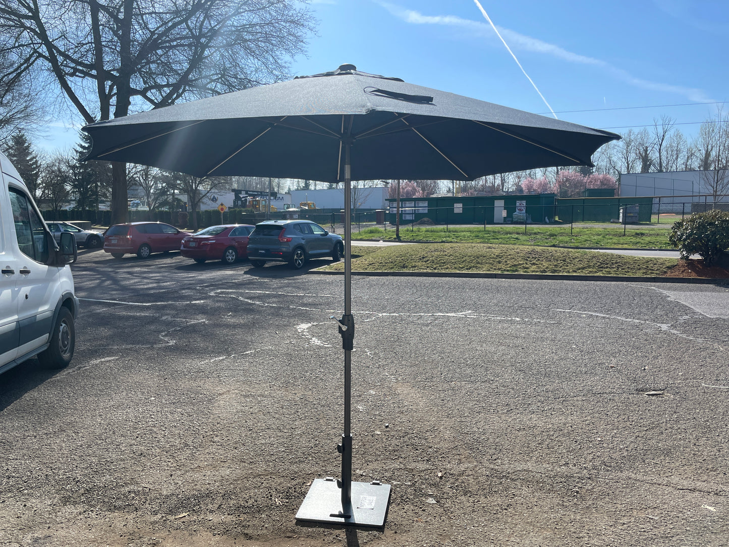 SUNVILLA 10' LED UMBRELLA - Retail $149