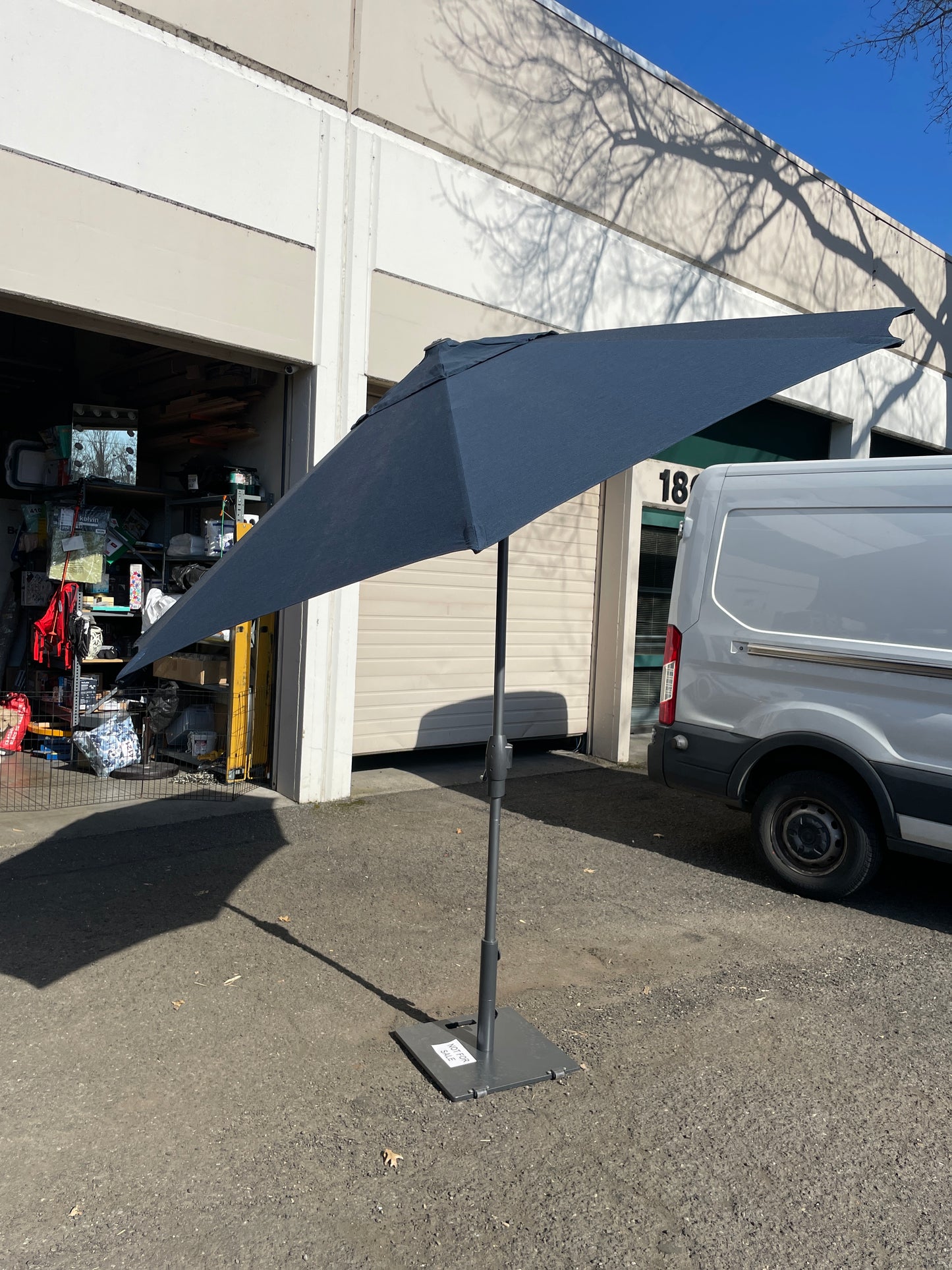 SUNVILLA 10' LED UMBRELLA - Retail $149