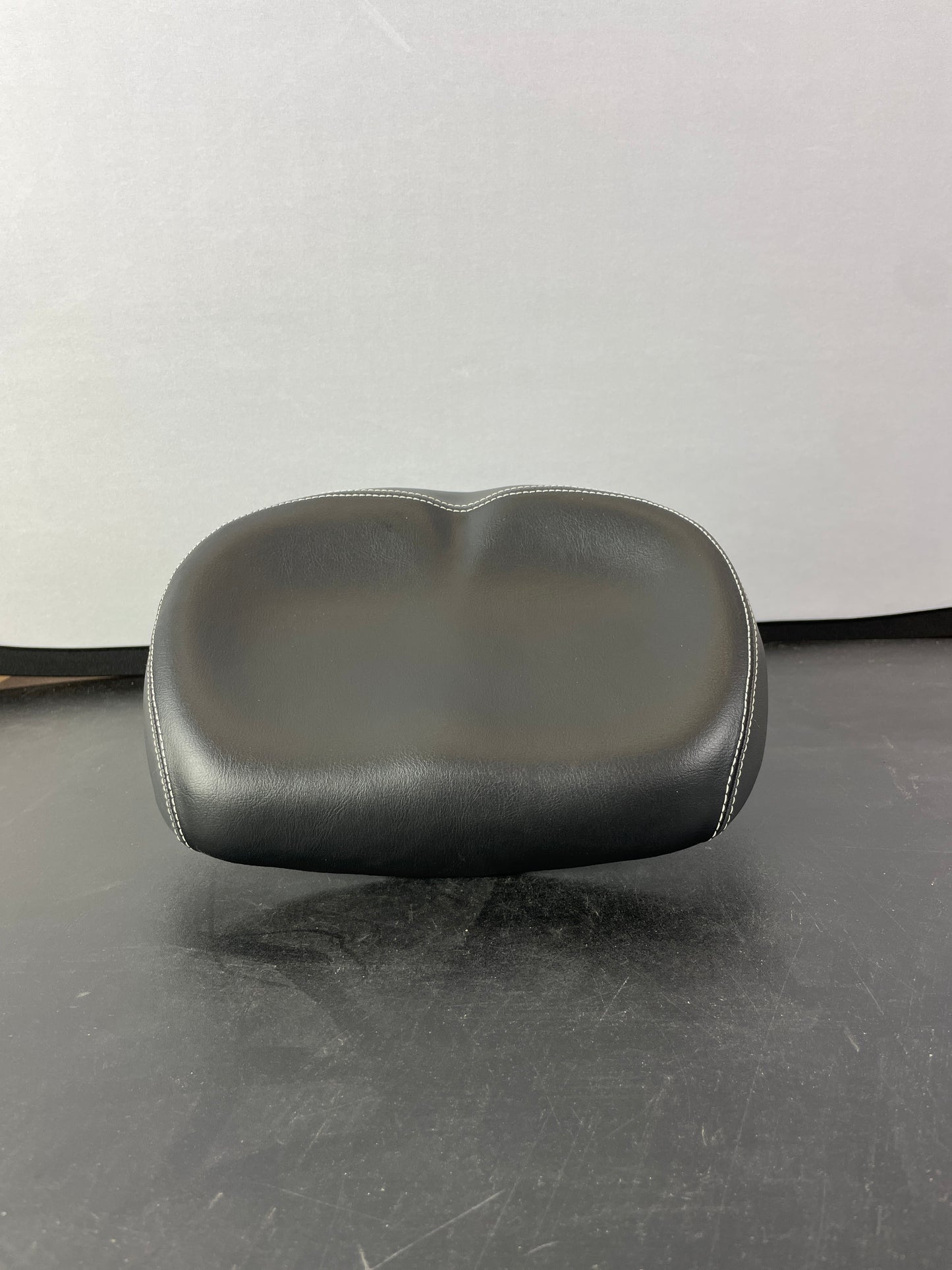 Schwinn Comfort Bike Seat, Saddle, Black, Foam Noseless - Retail $0