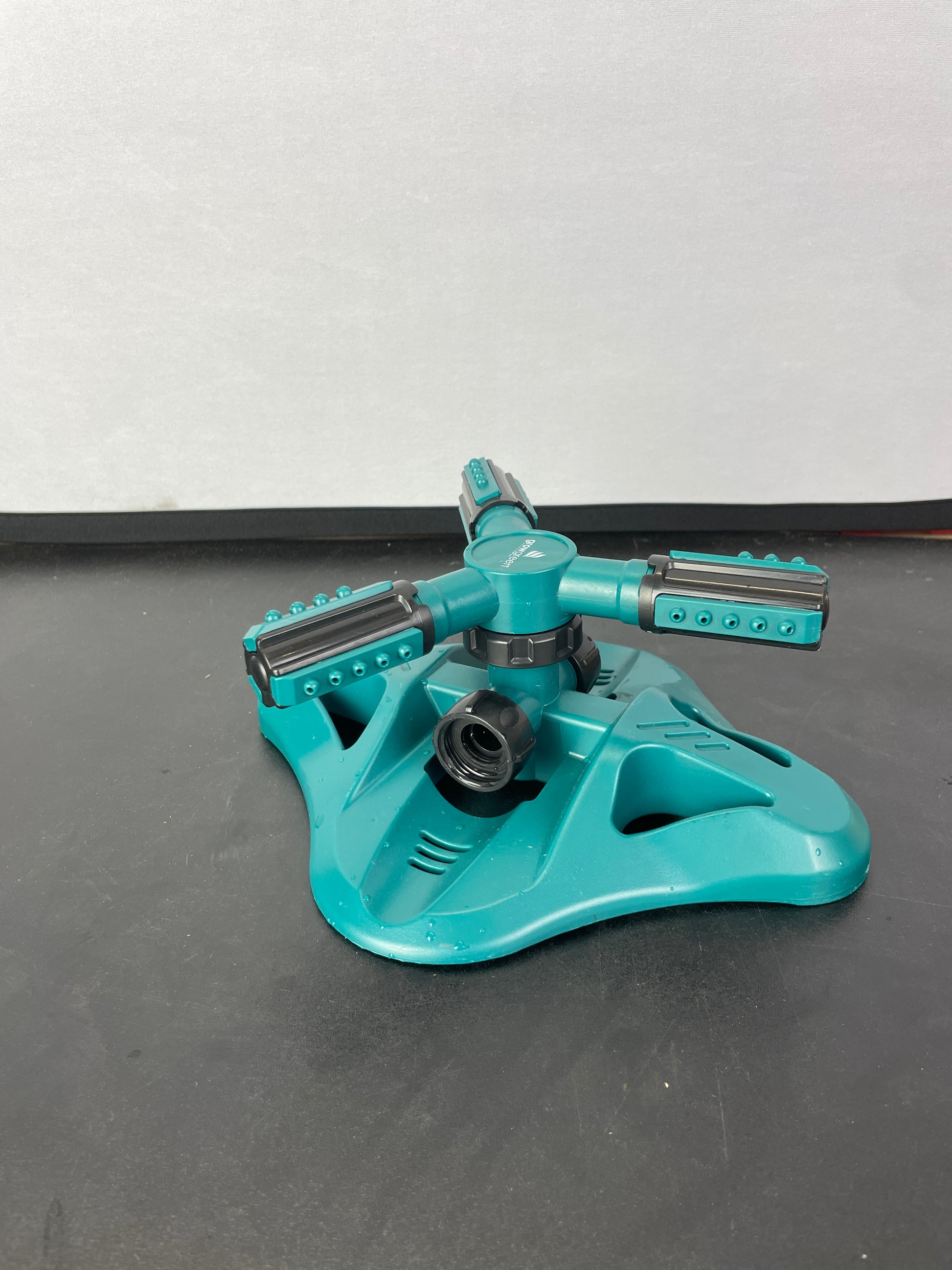 GrowGreen Sprinkler, Rotating Lawn Sprinkler, Large Area Coverage Garden Sprinklers, Strong Base with Brass Connectors - Retail $29
