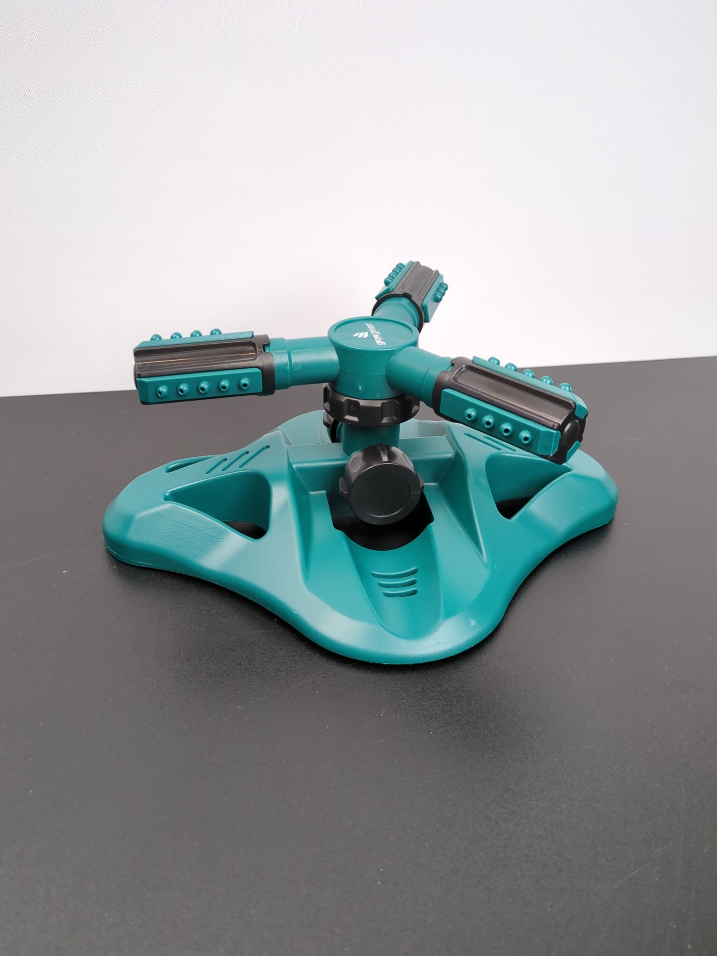 NEW - GrowGreen Sprinkler, Rotating Lawn Sprinkler, Large Area Coverage Garden Sprinklers, Strong Base with Brass Connectors - Retail $29