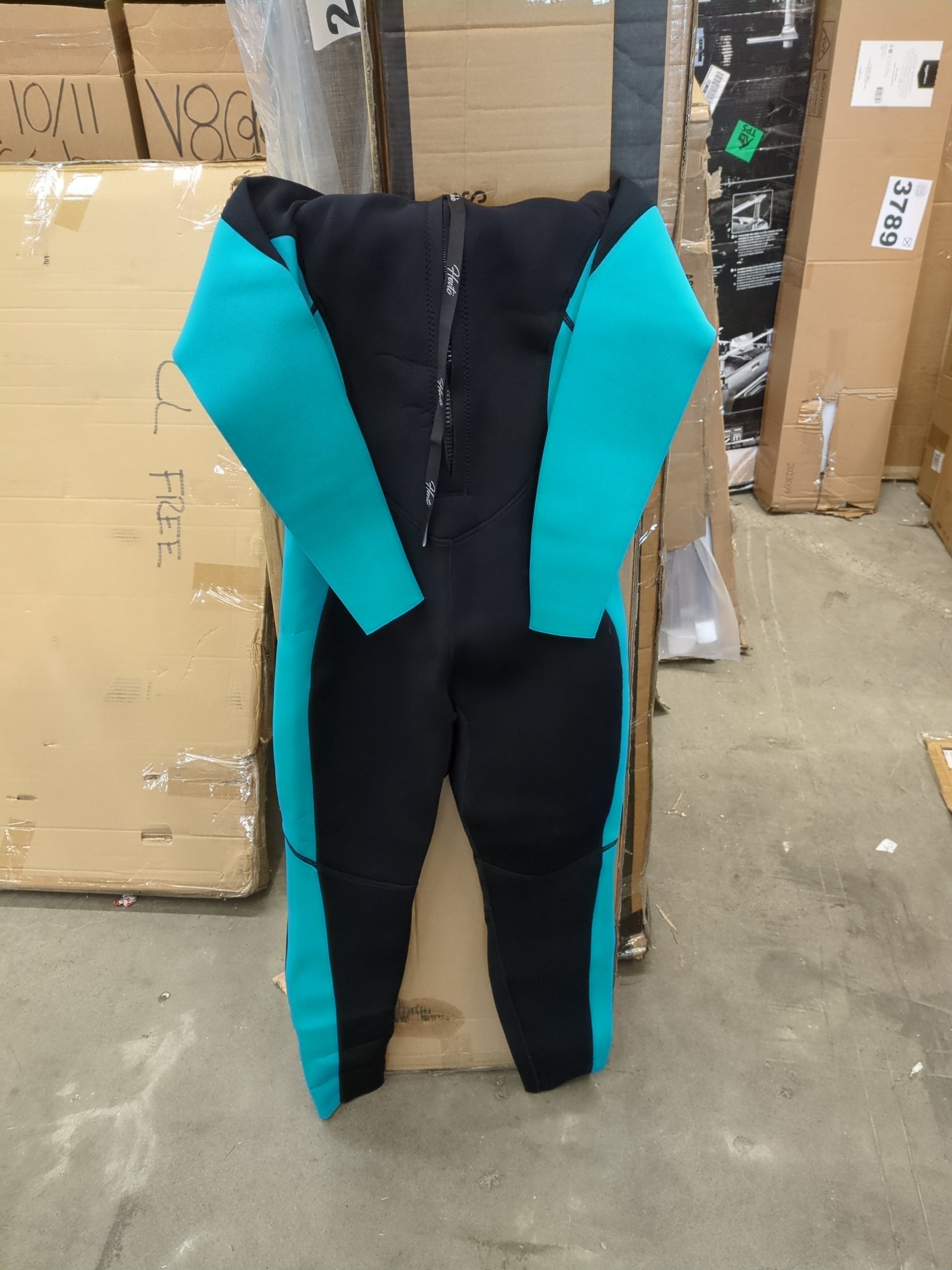 Hevto Women Wetsuit 3/2mm Neoprene Full Wet Suit in Cold Water for Swimming Diving Surfing SUP Back Zipper (W1-Blue, XL) - Retail $78