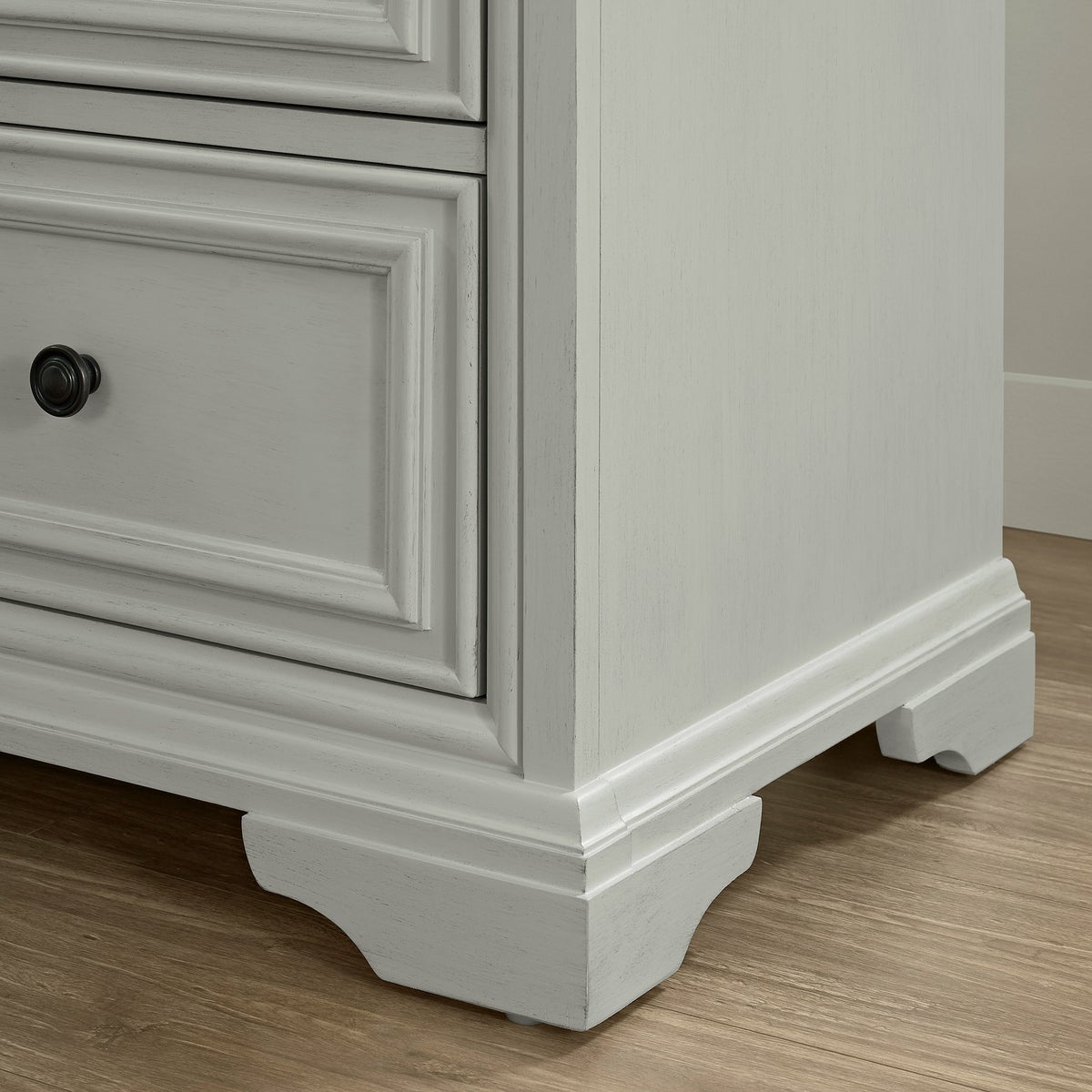 NEW - Anistyn Nightstand