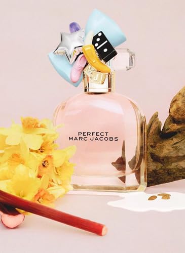 Marc Jacobs Perfect Eau de Parfum – Floral Women's Perfume – With Notes of Rhubarb, Daffodil