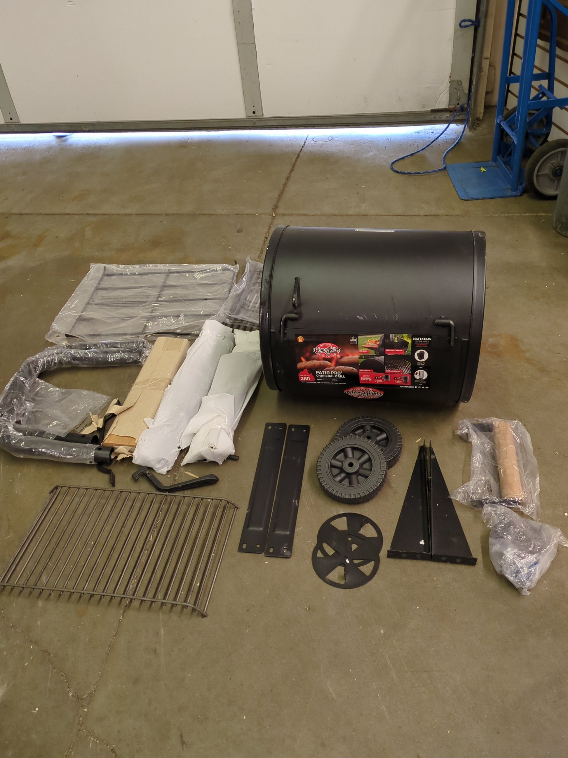 Char-Griller E1515 Patio Pro Charcoal Grill, Black - Retail $0