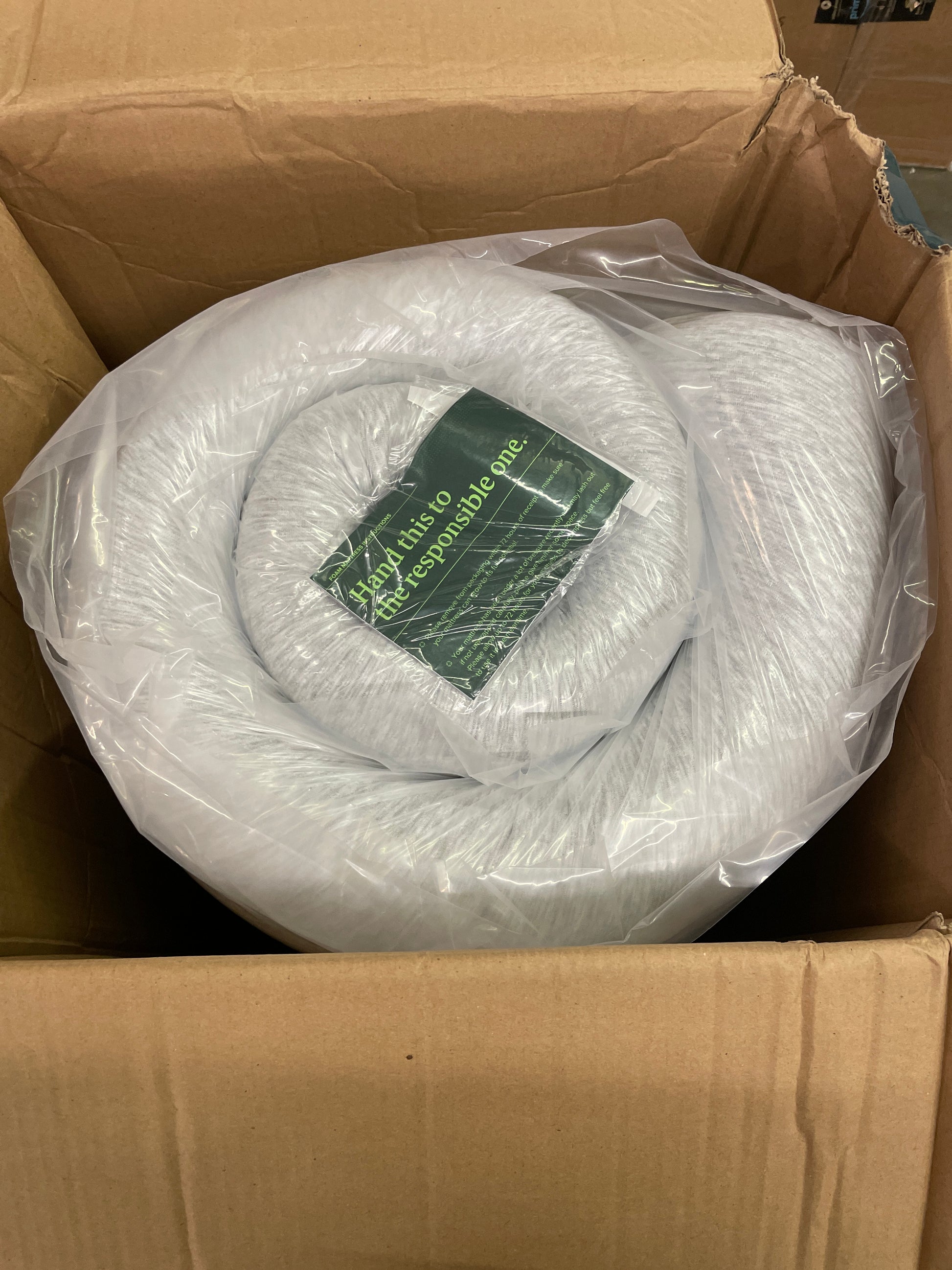 NEW Zinus 8 Inch KING Ultima Memory Foam Mattress / Pressure Relieving / CertiPUR-US Certified - Retail $316