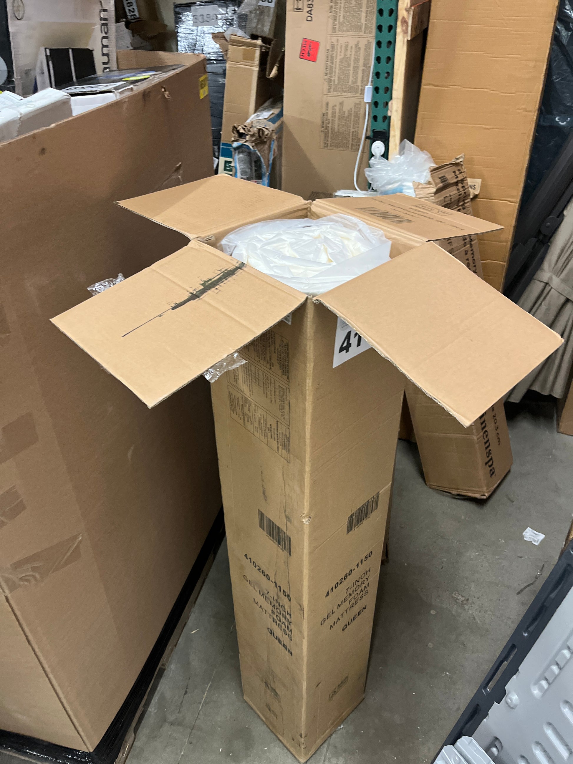 Classic Brands Classic Gel Memory Foam 7-Inch Mattress, Queen - Retail $0